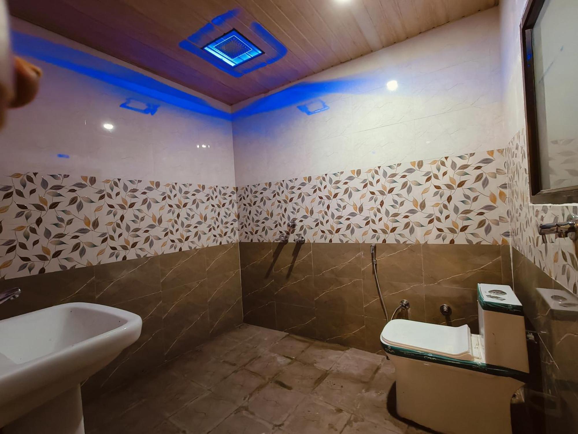 Namo Guest House Only For Indians Varanasi Eksteriør bilde